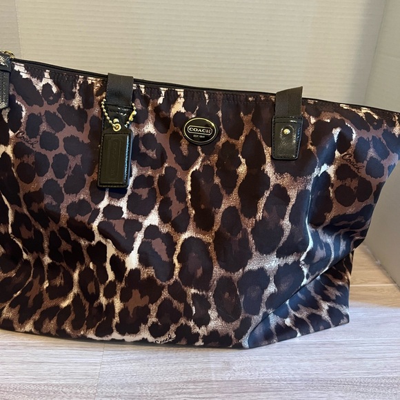 Coach Handbags - EUC~ Coach Leopard Tote Shoulder bag W/Detachable Pouch Bag that I lost.